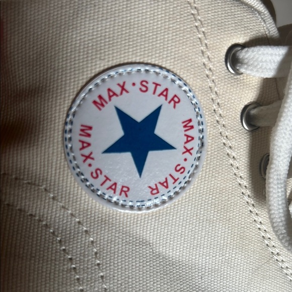 Max Star YuFu Star Woman’s White Wedge High-Top Size 6 EU 39 - Picture 8 of 10